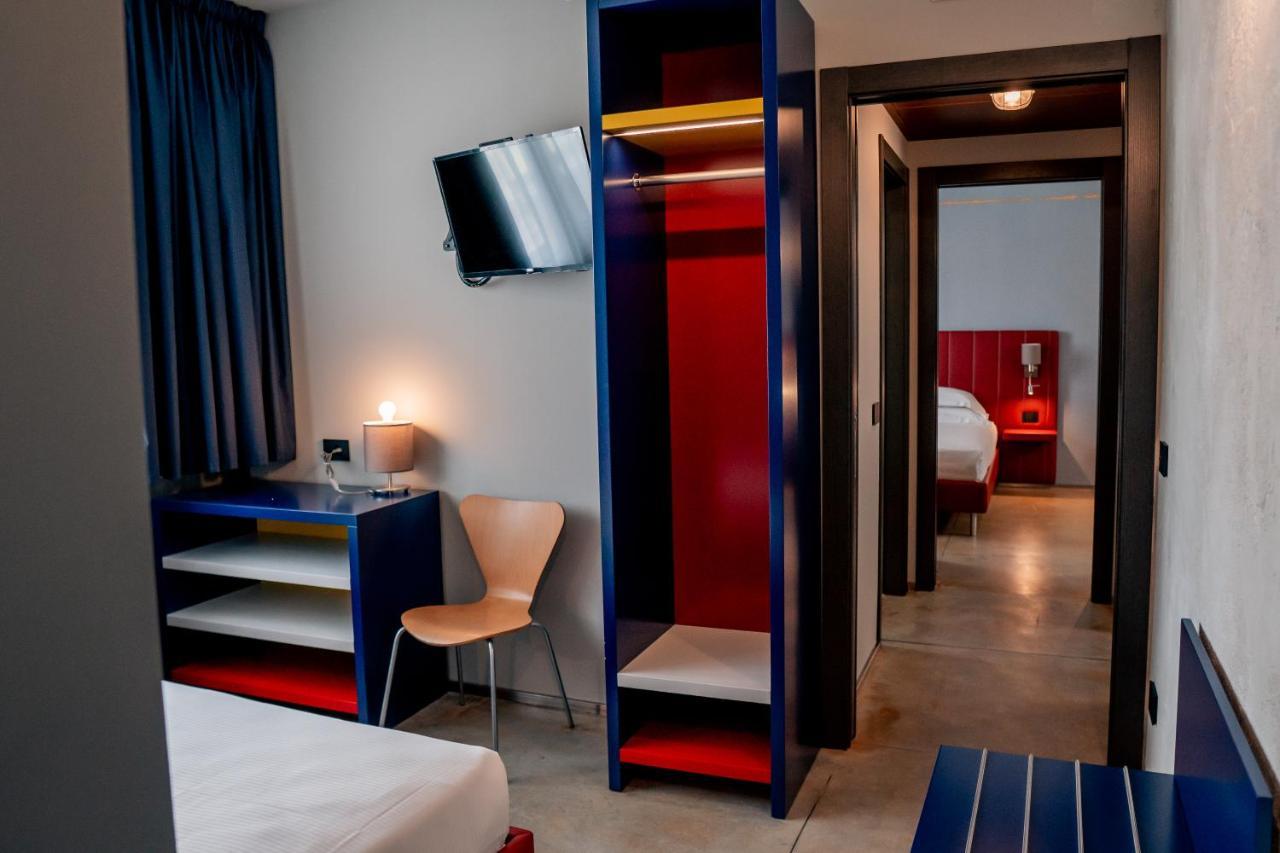 K Modern Hotel Peschiera del Garda Exterior foto